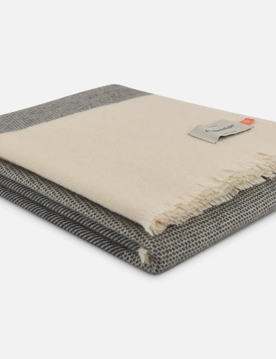 Charcoal Ballyogan Lambswool Throw Blanket - Cushendale Woollen Mills