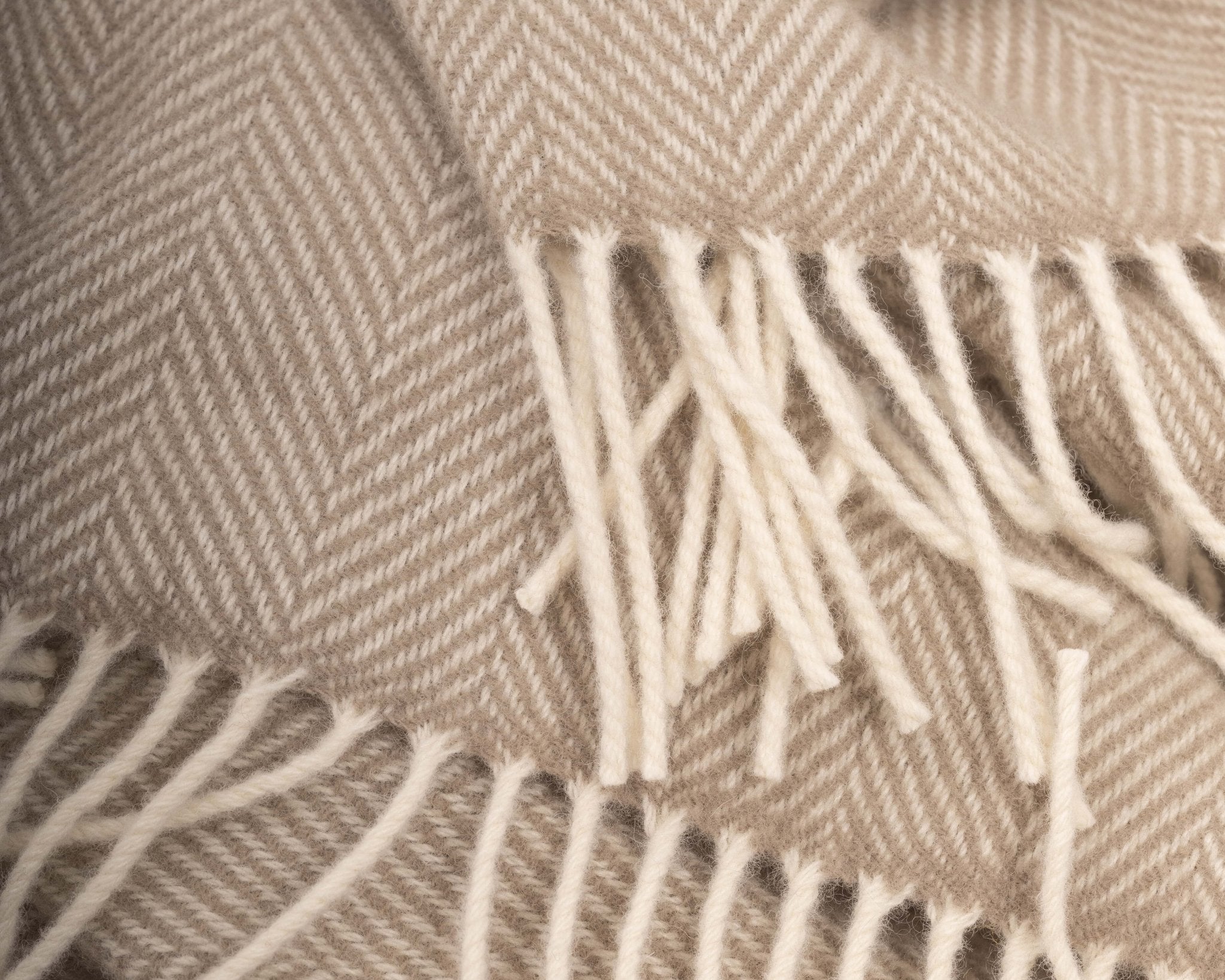 Loam Aclare Lambswool Throw Blanket - Cushendale Woollen Mills