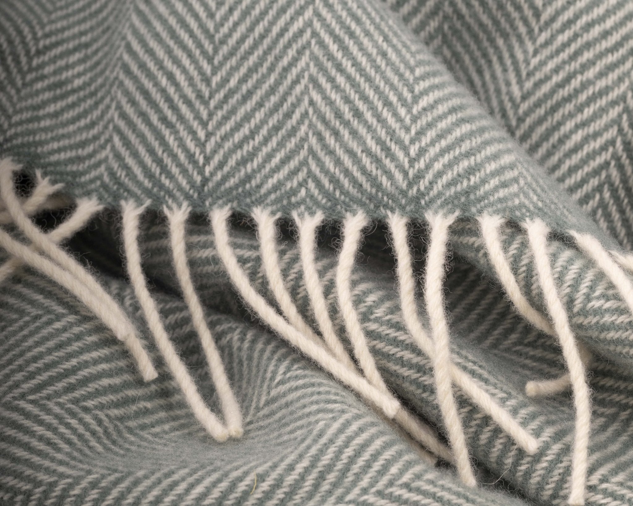 Sage Aclare Lambswool Throw Blanket - Cushendale Woollen Mills