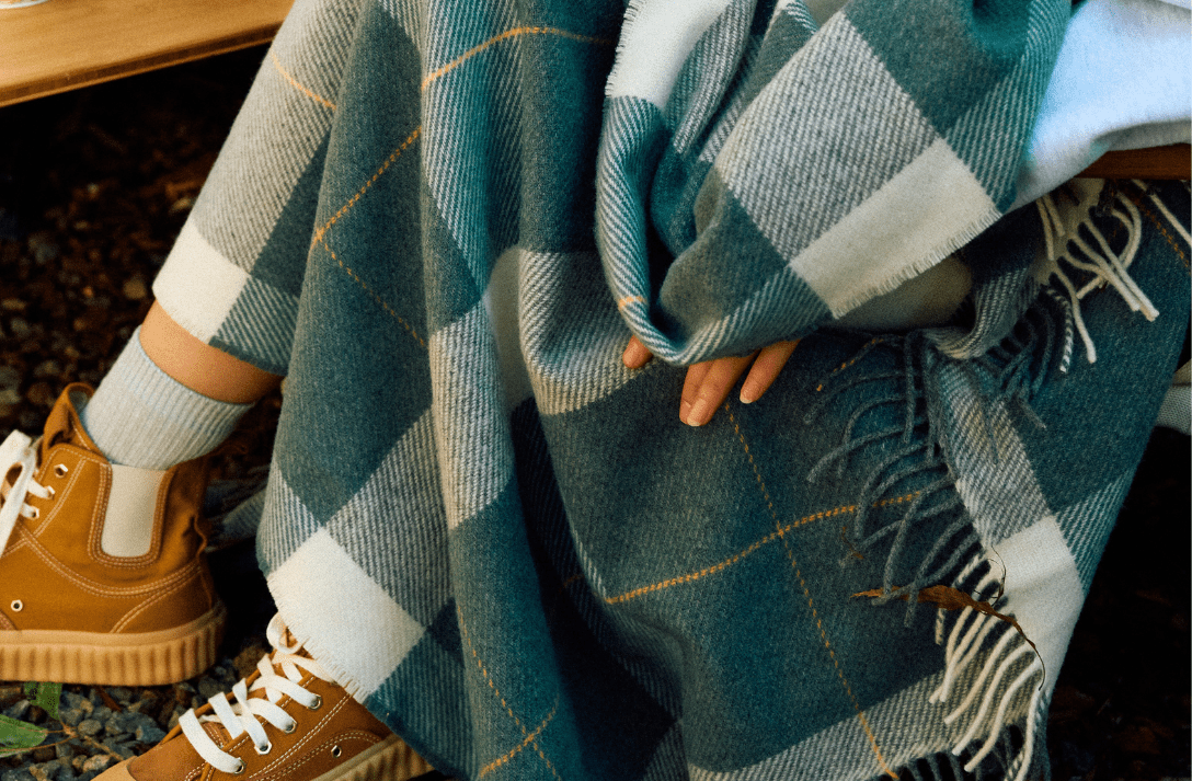 Sage Glynn Lambswool Throw Blanket - Cushendale Woollen Mills