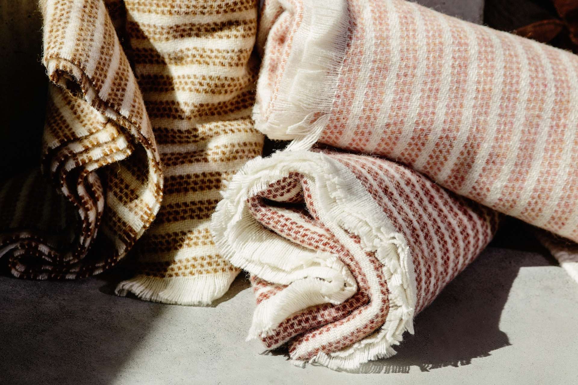 Rowan Raheen Irish Wool Throw Blanket - Cushendale Woollen Mills