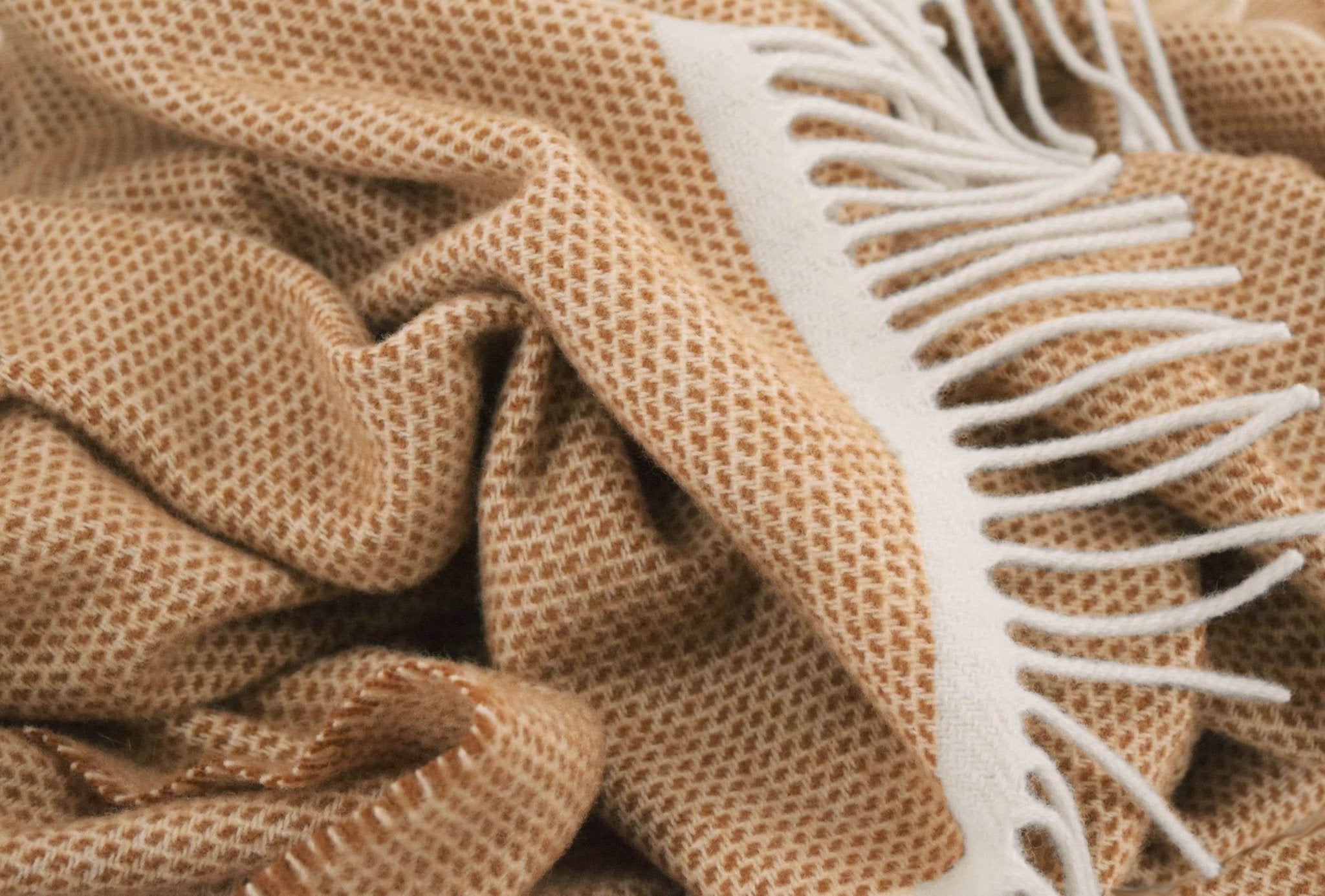 Autumn Duiske Lambswool Throw Blanket - Cushendale Woollen Mills