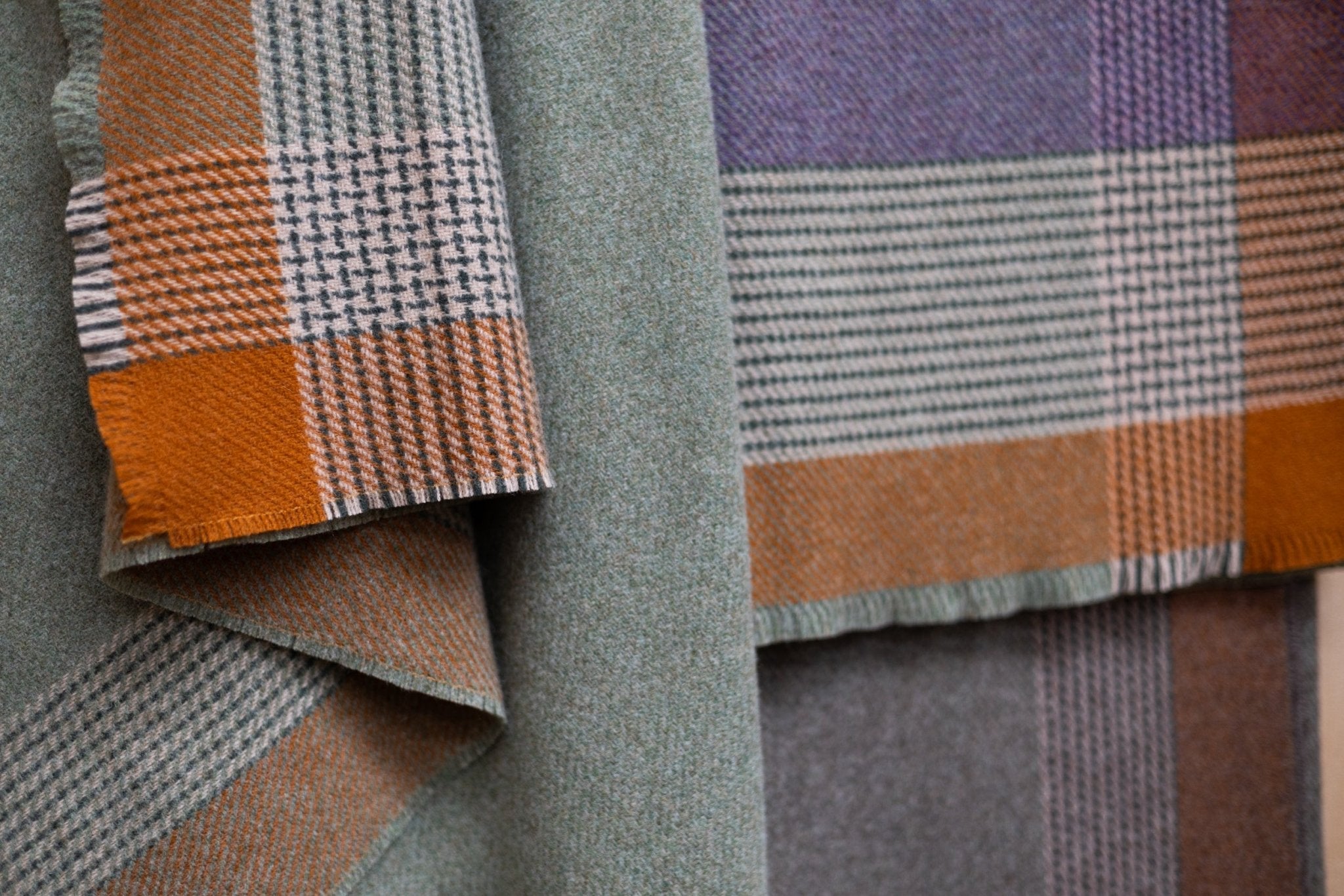 Heather Stripe Heron Lambswool Throw Blanket - Cushendale Woollen Mills